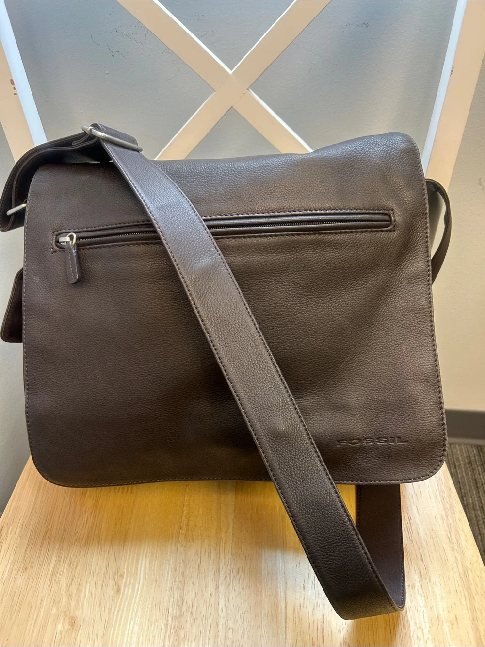 Fossil Pebbled Leather and Nylon ZB8843 Unisex Brown Messenger Bag/Work Satchel